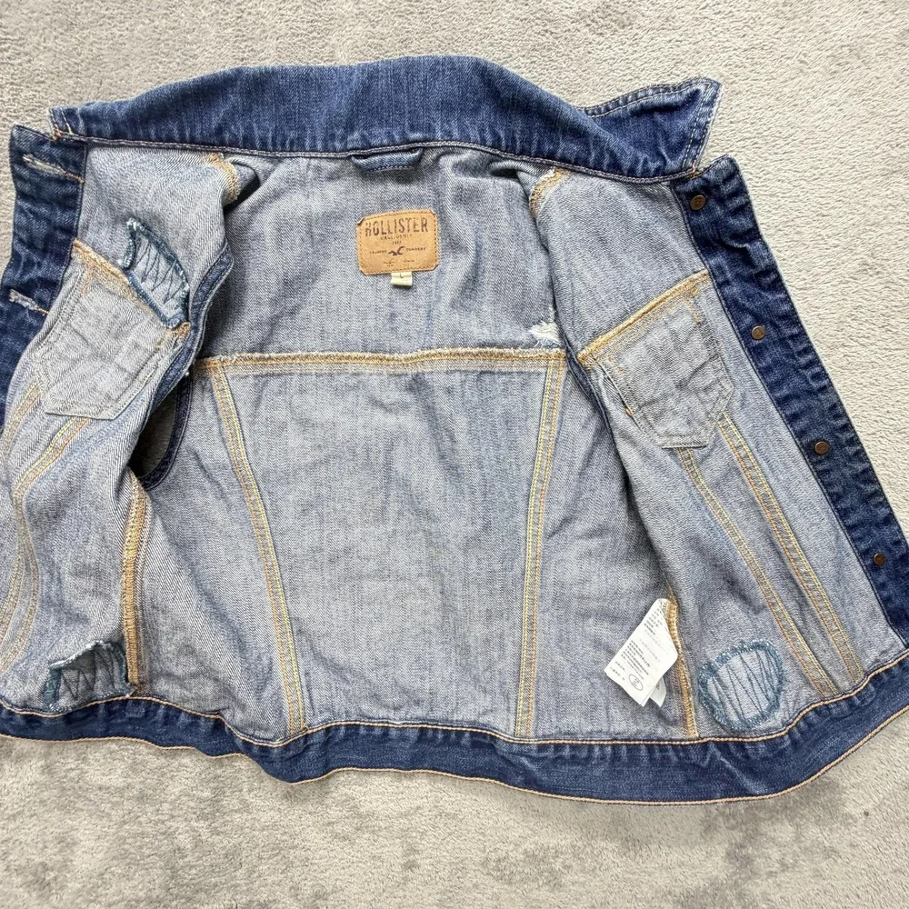 Hollister Vest Womens L Blue Denim Collared Pockets Unlined Distressed‎ Logo